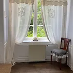 L'ecrin Du Marquis Bed & Breakfast 3*