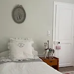 L'ecrin Du Marquis Bed & Breakfast