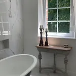 L'ecrin Du Marquis Bed & Breakfast