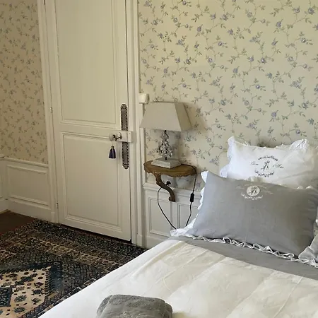 L'écrin Du Marquis Bed & Breakfast 3*