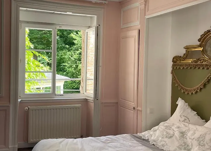 Couette-café L'écrin Du Marquis 3*