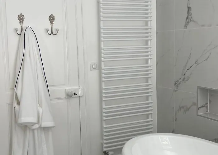 L'écrin Du Marquis Bouvancourt