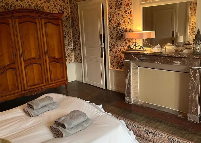 Couette-café L'écrin Du Marquis 3*