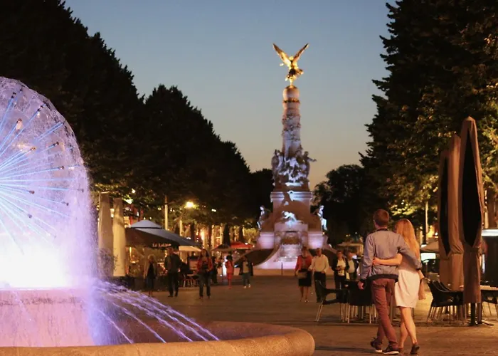 L'écrin Du Marquis Couette-café